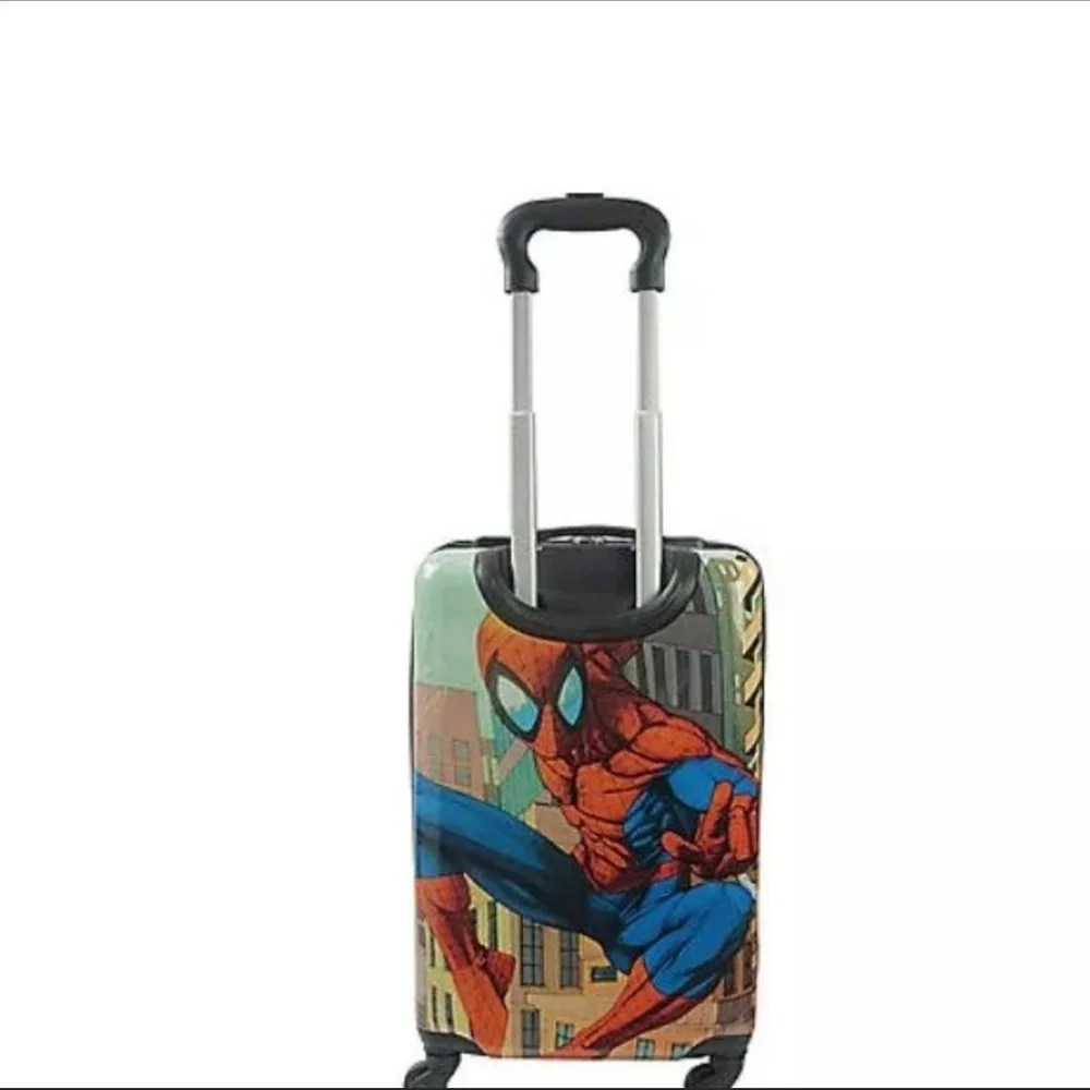 Ful vibrant spider